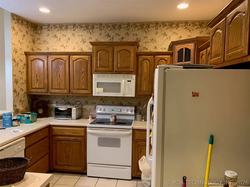 8116 E 74th Court Tulsa, OK 74133