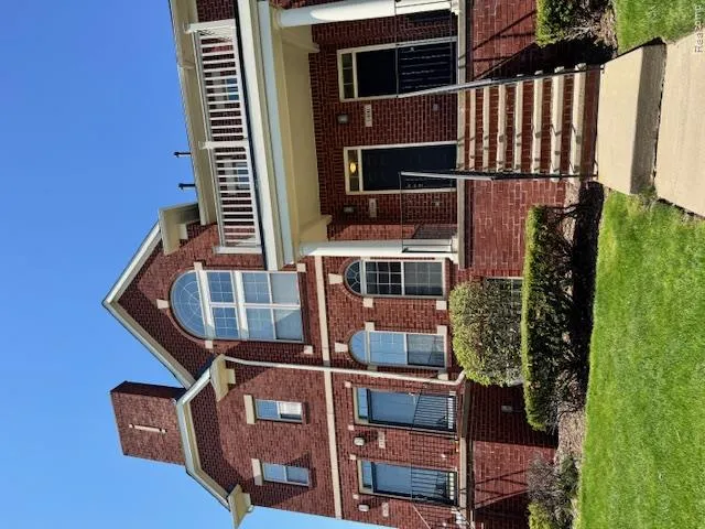 1394 Ashford Court Troy City, MI 48084