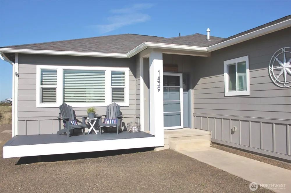 1439 Diamond Head Avenue SW Ocean Shores, WA 98569