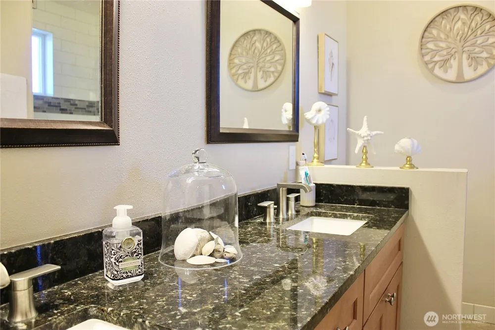 1439 Diamond Head Avenue SW Ocean Shores, WA 98569