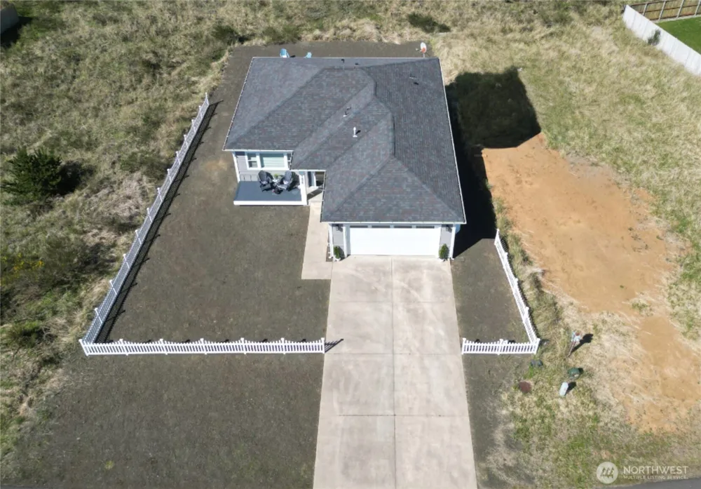 1439 Diamond Head Avenue SW Ocean Shores, WA 98569