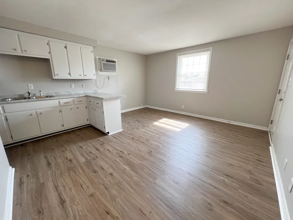 701 Power St #4 Clarksville, TN 37042