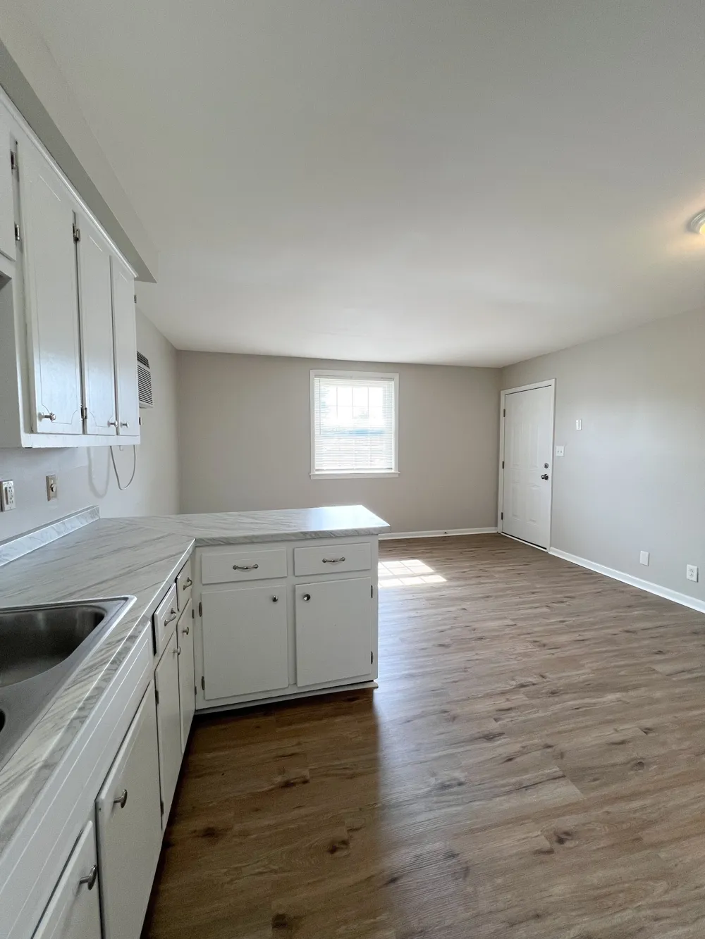 701 Power St #4 Clarksville, TN 37042