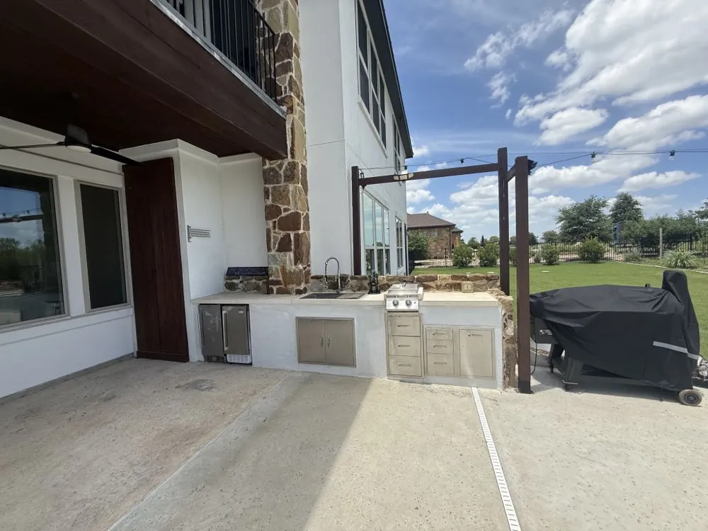 604 Brave Face Street Leander, TX 78641