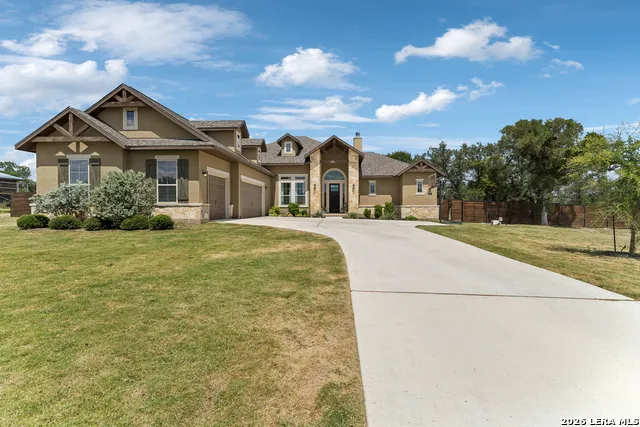 527 James Way Castroville, TX 78009