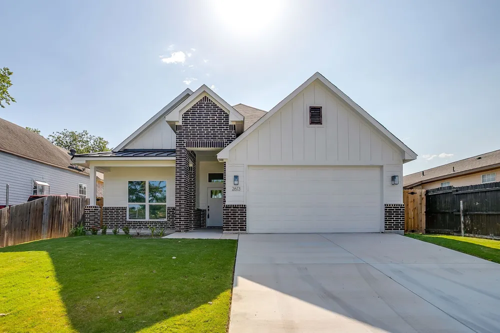 2613 Chestnut Avenue Fort Worth, TX 76164