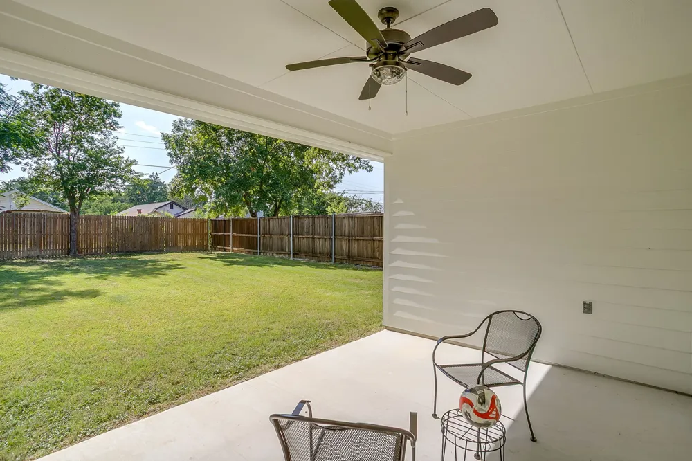2613 Chestnut Avenue Fort Worth, TX 76164