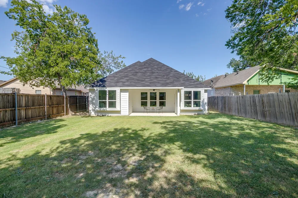 2613 Chestnut Avenue Fort Worth, TX 76164