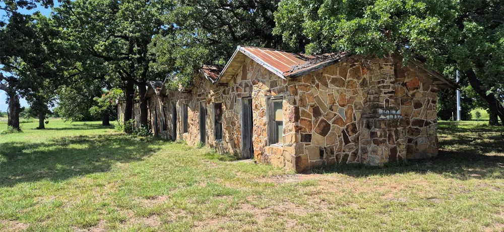 166 Seldon Loop Bowie, TX 76230