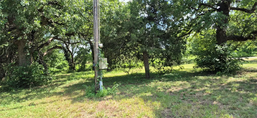 166 Seldon Loop Bowie, TX 76230