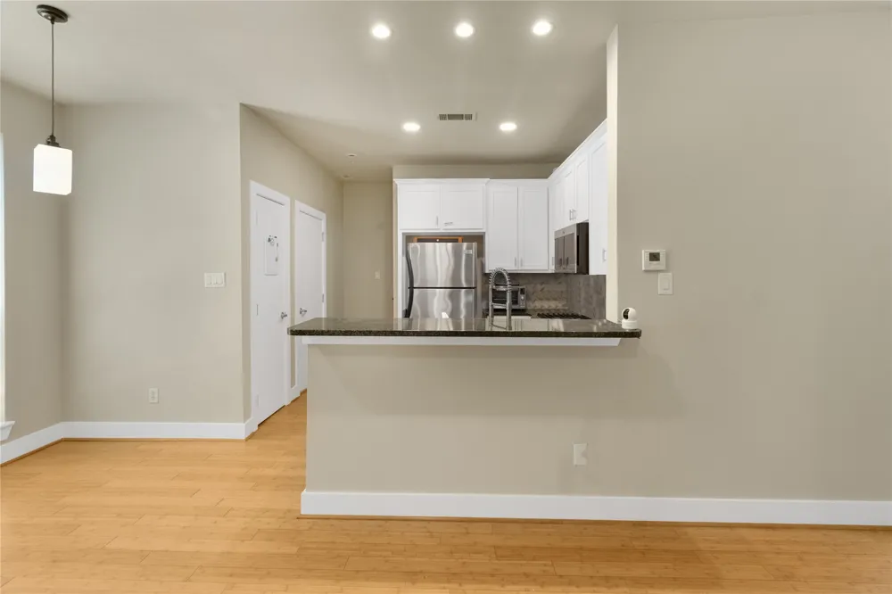 3915 Congress Avenue #200 Dallas, TX 75219