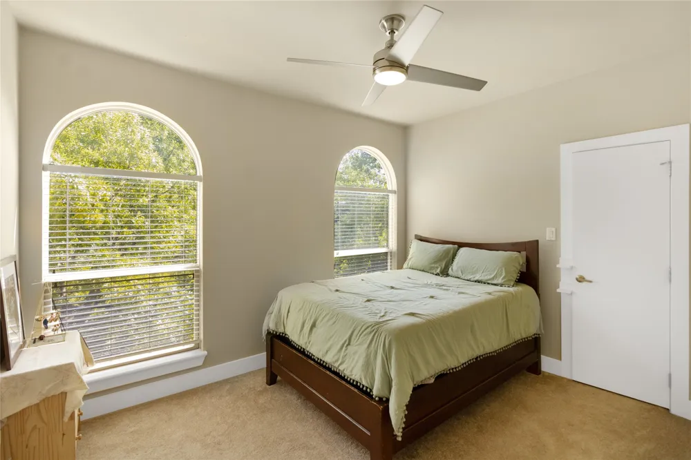 3915 Congress Avenue #200 Dallas, TX 75219