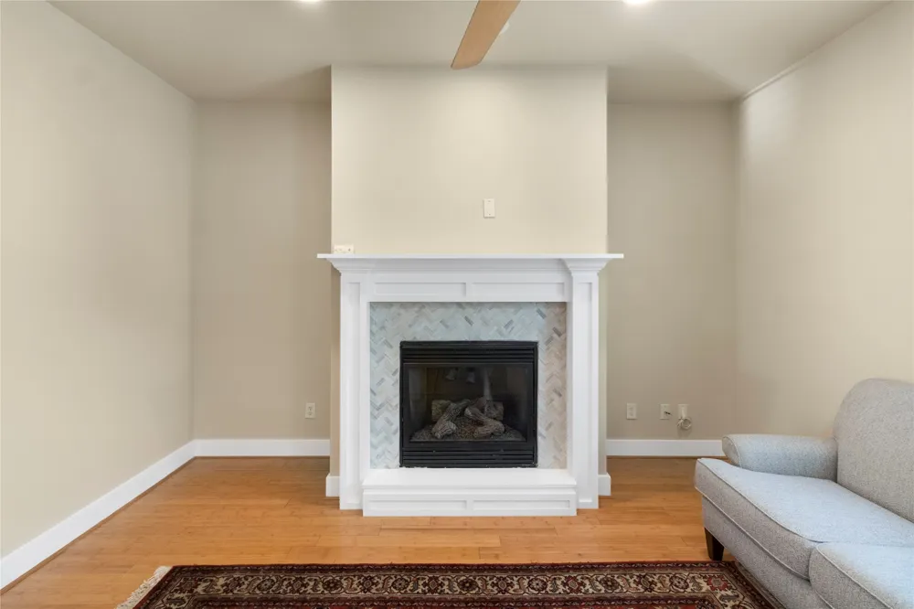 3915 Congress Avenue #200 Dallas, TX 75219
