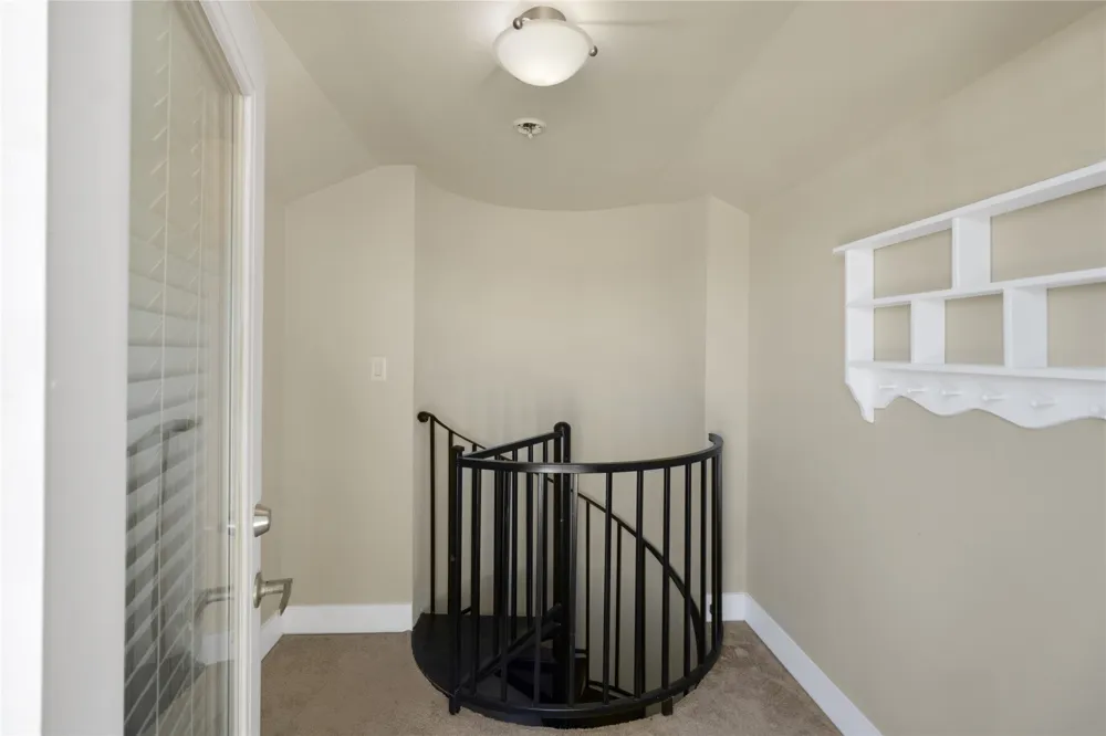 3915 Congress Avenue #200 Dallas, TX 75219