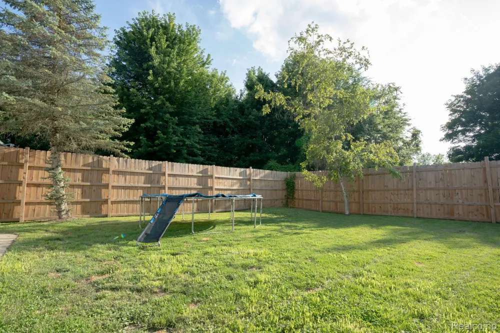 108 Carolina Avenue Marysville City, MI 48040