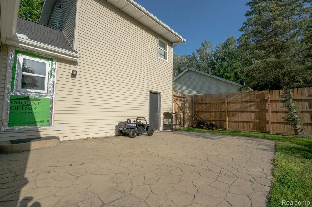 108 Carolina Avenue Marysville City, MI 48040