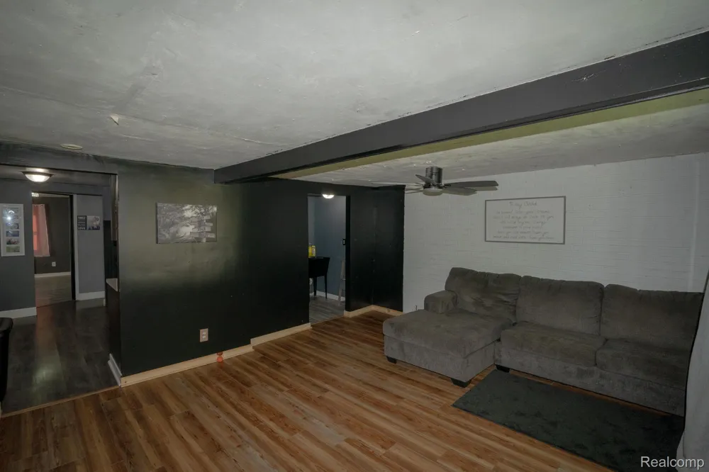 108 Carolina Avenue Marysville City, MI 48040