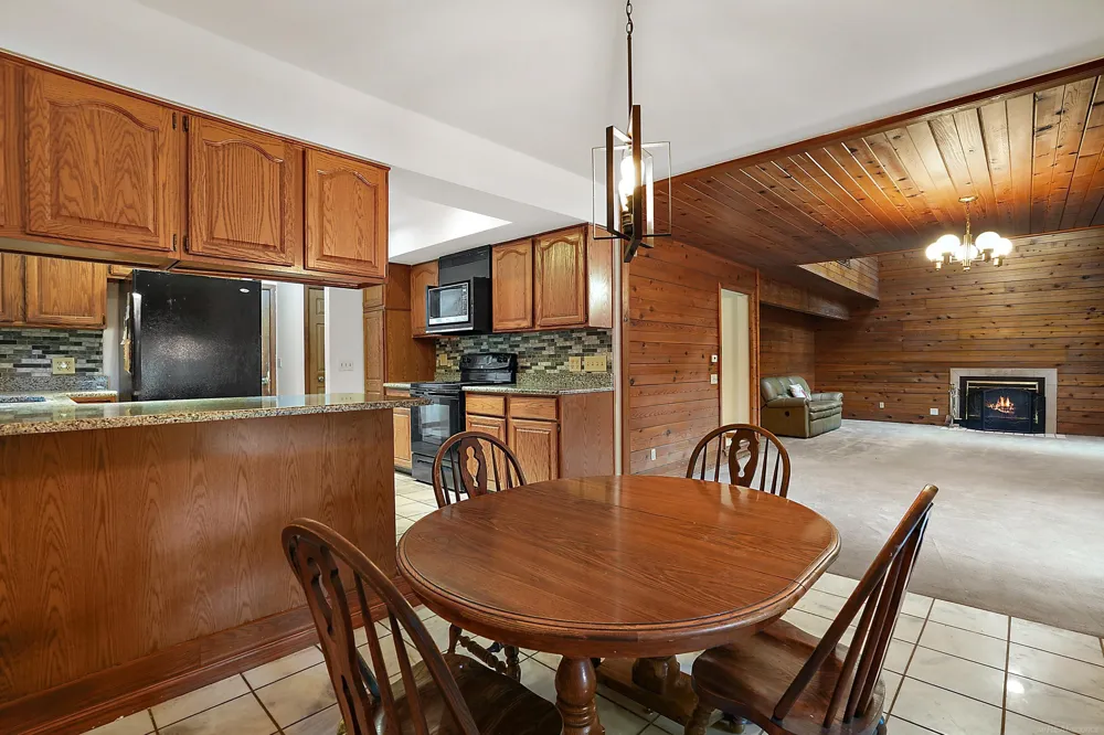11535 Longden Avenue Pinckney Village, MI 48169