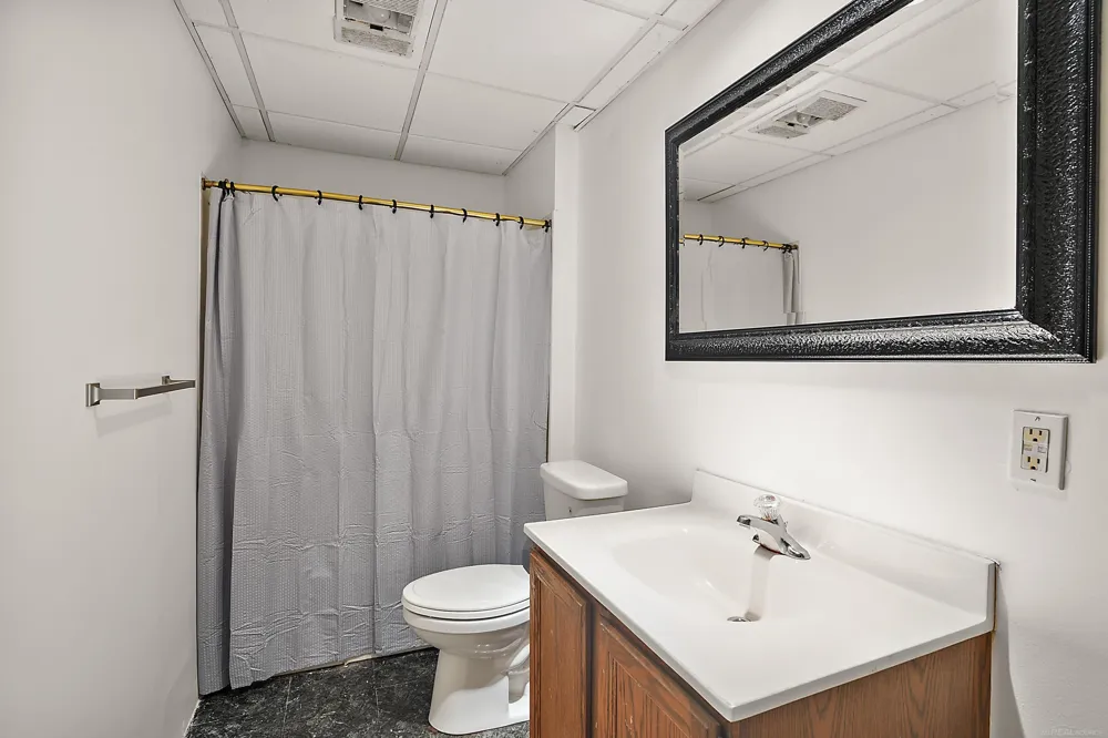 11535 Longden Avenue Pinckney Village, MI 48169