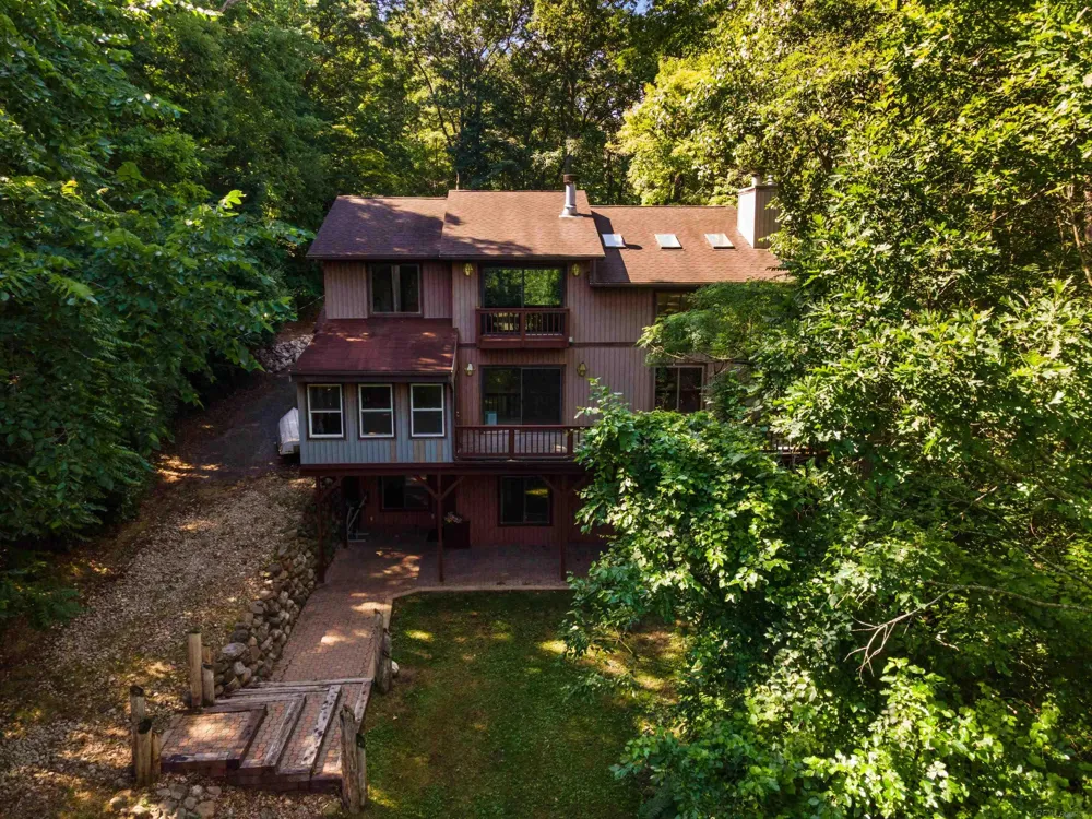 11535 Longden Avenue Pinckney Village, MI 48169