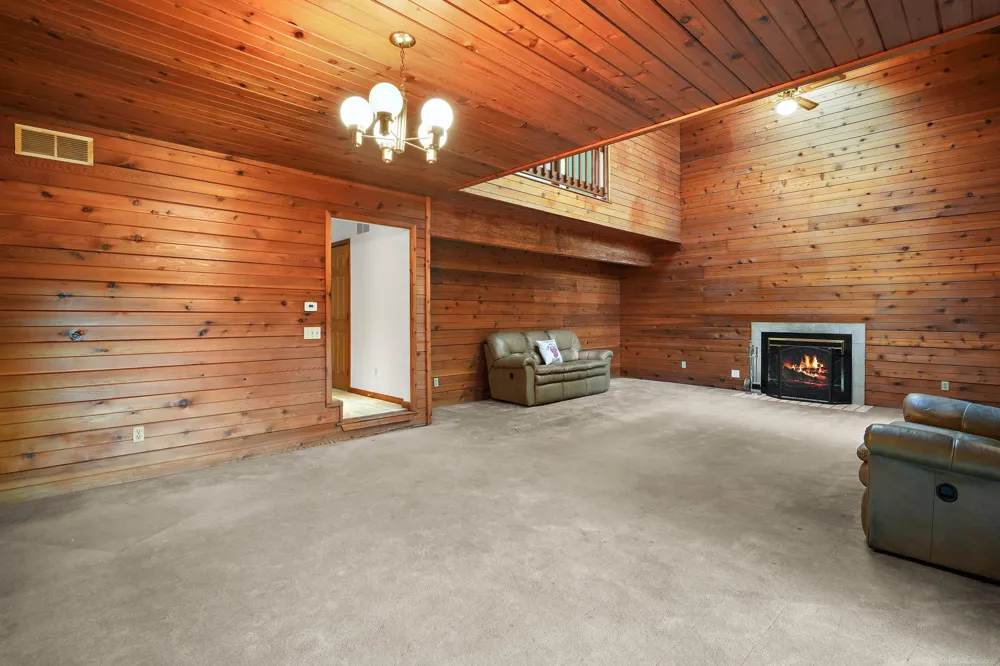11535 Longden Avenue Pinckney Village, MI 48169