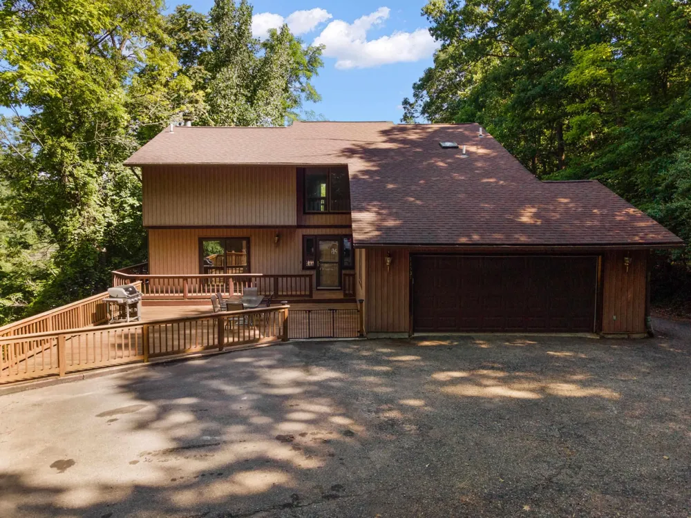11535 Longden Avenue Pinckney Village, MI 48169