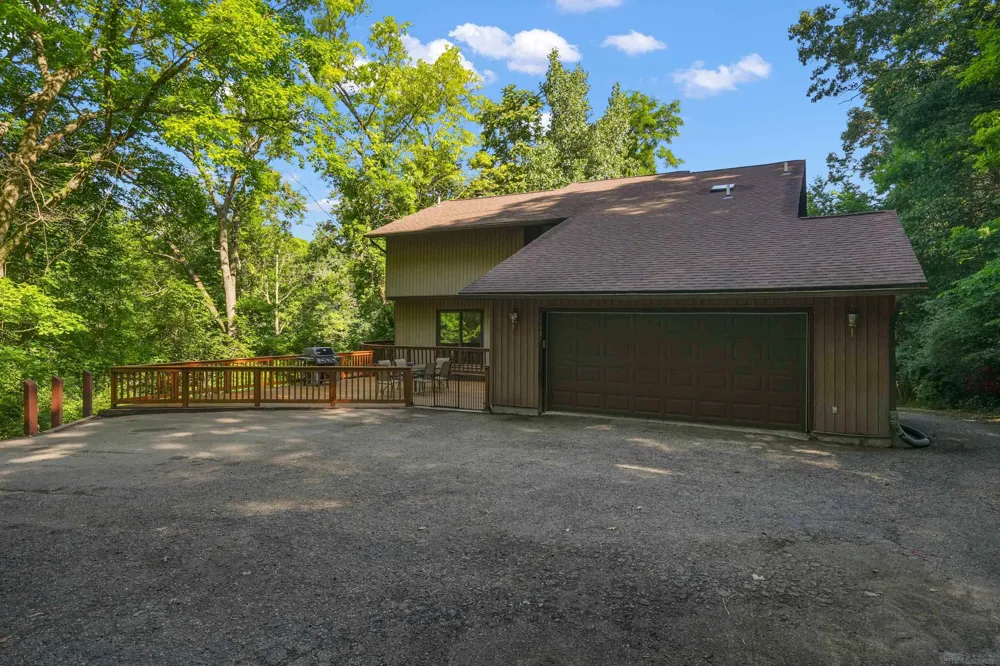 11535 Longden Avenue Pinckney Village, MI 48169