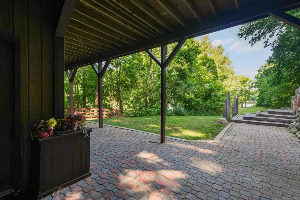 11535 Longden Avenue Pinckney Village, MI 48169