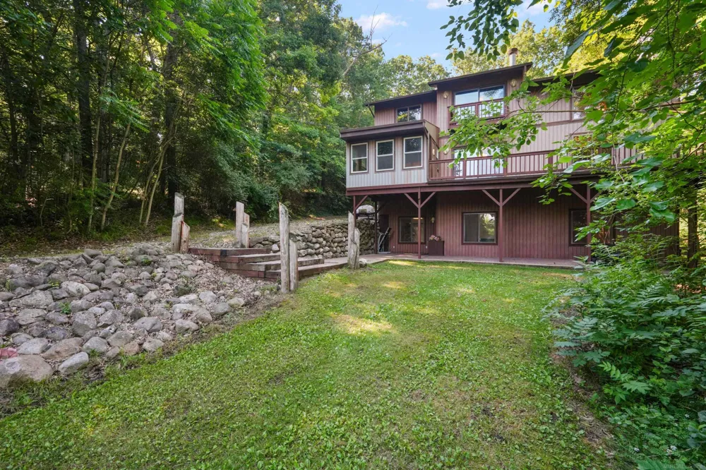 11535 Longden Avenue Pinckney Village, MI 48169