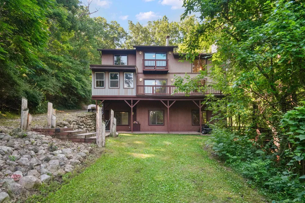 11535 Longden Avenue Pinckney Village, MI 48169