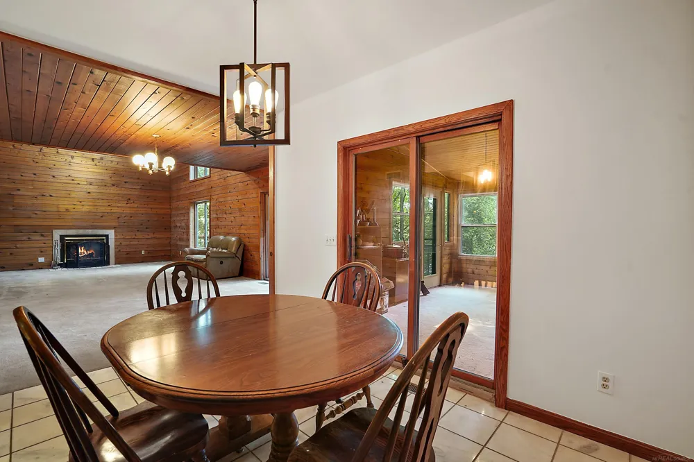 11535 Longden Avenue Pinckney Village, MI 48169