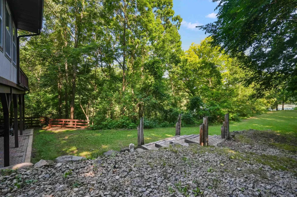 11535 Longden Avenue Pinckney Village, MI 48169
