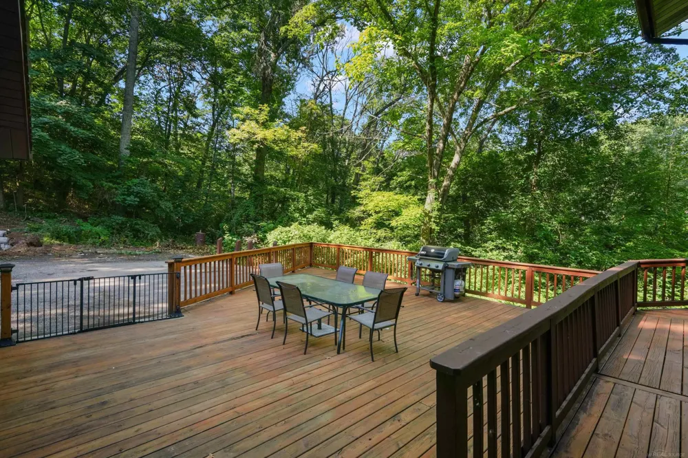 11535 Longden Avenue Pinckney Village, MI 48169