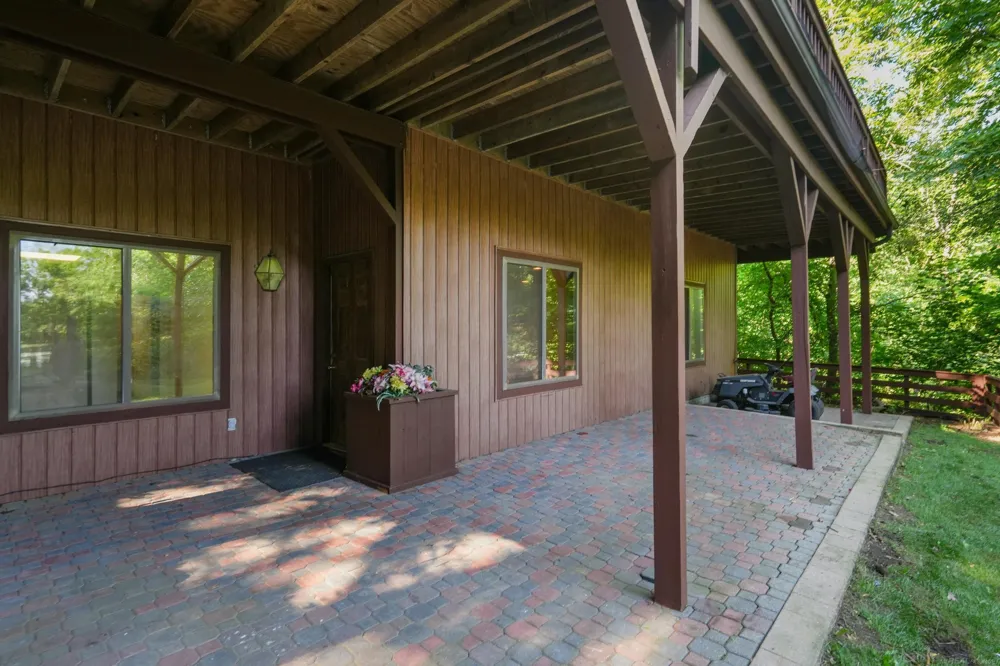 11535 Longden Avenue Pinckney Village, MI 48169