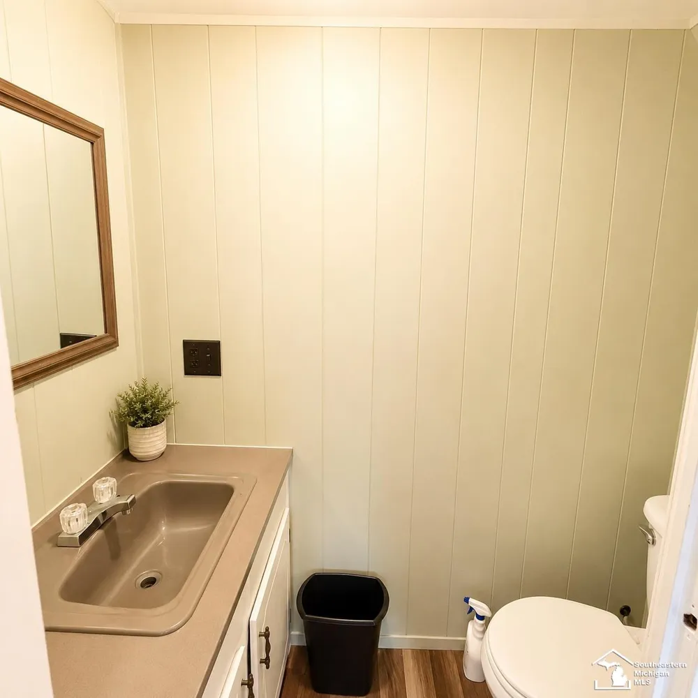 13881 Airport Road Avery Township, MI 49709