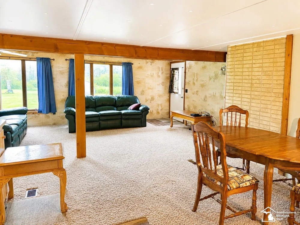 13881 Airport Road Avery Township, MI 49709