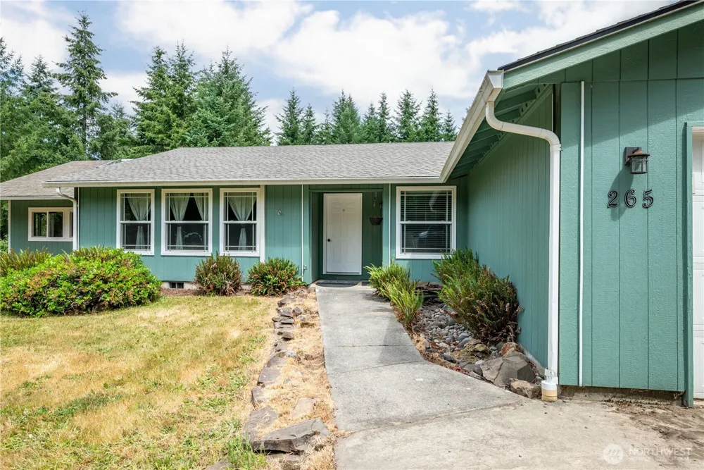 265 Easy Street Road Silverlake, WA 98645
