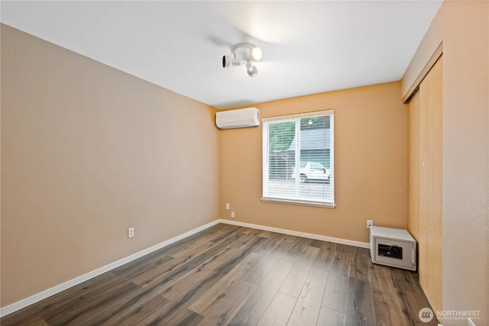 265 Easy Street Road Silverlake, WA 98645