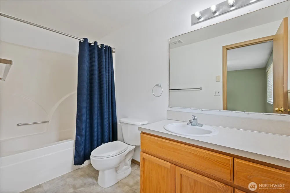 265 Easy Street Road Silverlake, WA 98645