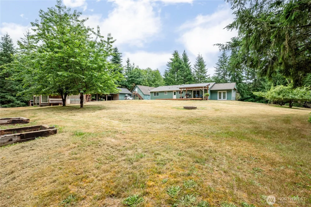 265 Easy Street Road Silverlake, WA 98645
