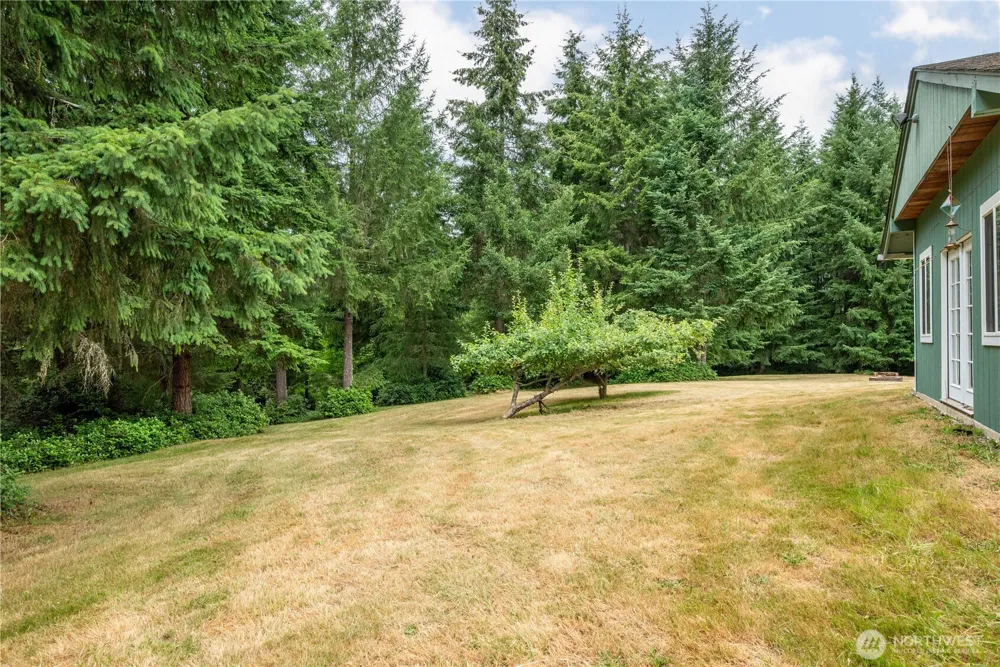 265 Easy Street Road Silverlake, WA 98645