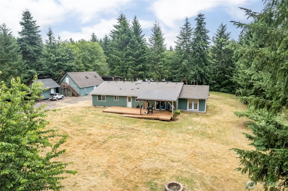 265 Easy Street Road Silverlake, WA 98645