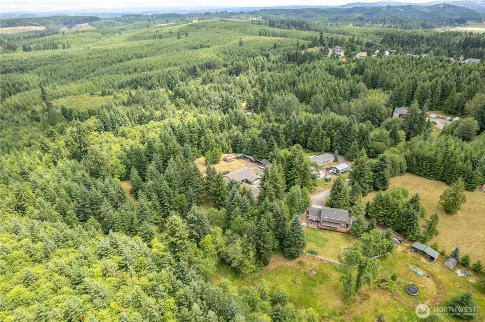 265 Easy Street Road Silverlake, WA 98645