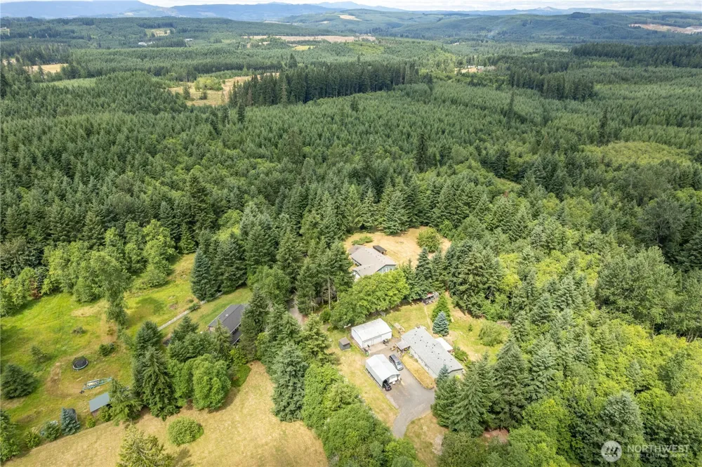 265 Easy Street Road Silverlake, WA 98645