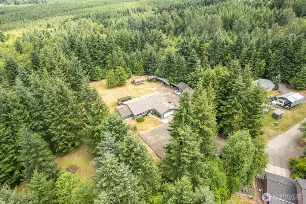 265 Easy Street Road Silverlake, WA 98645