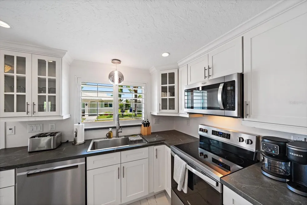 706 SPANISH DRIVE S Longboat Key, FL 34228