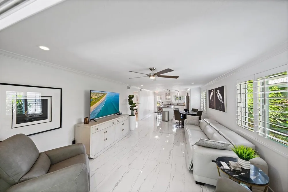 706 SPANISH DRIVE S Longboat Key, FL 34228