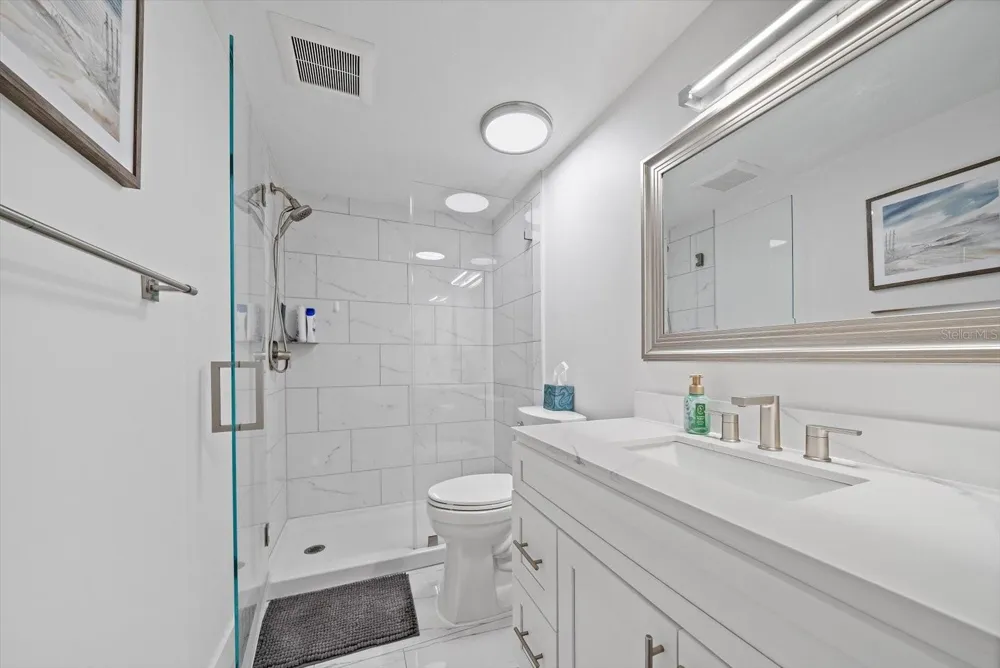 706 SPANISH DRIVE S Longboat Key, FL 34228