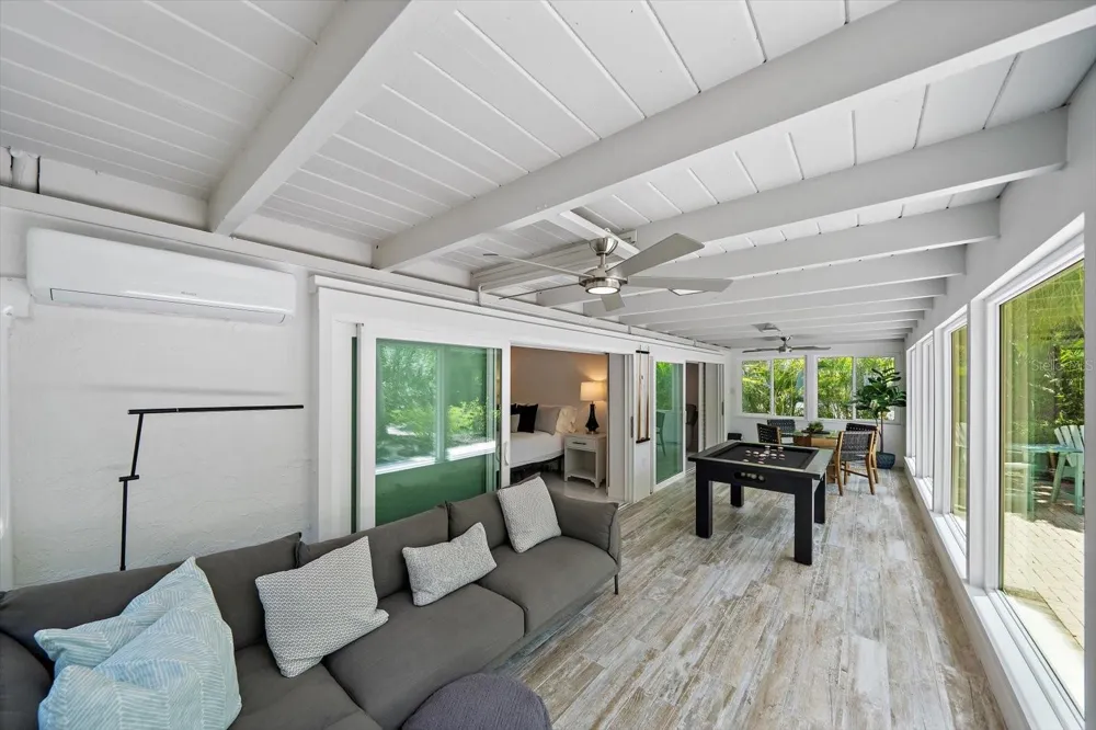 706 SPANISH DRIVE S Longboat Key, FL 34228