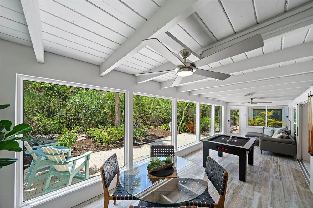 706 SPANISH DRIVE S Longboat Key, FL 34228
